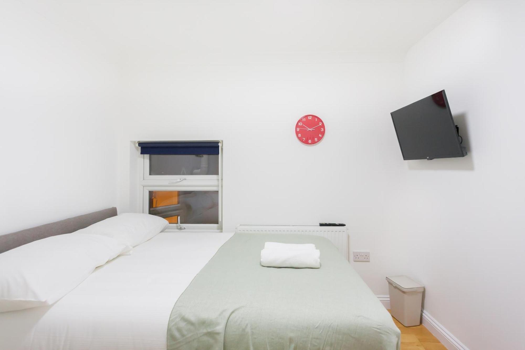Pensión Studio9 - Next To Emirates Stadium - Budget With Shared Bathroom Londres