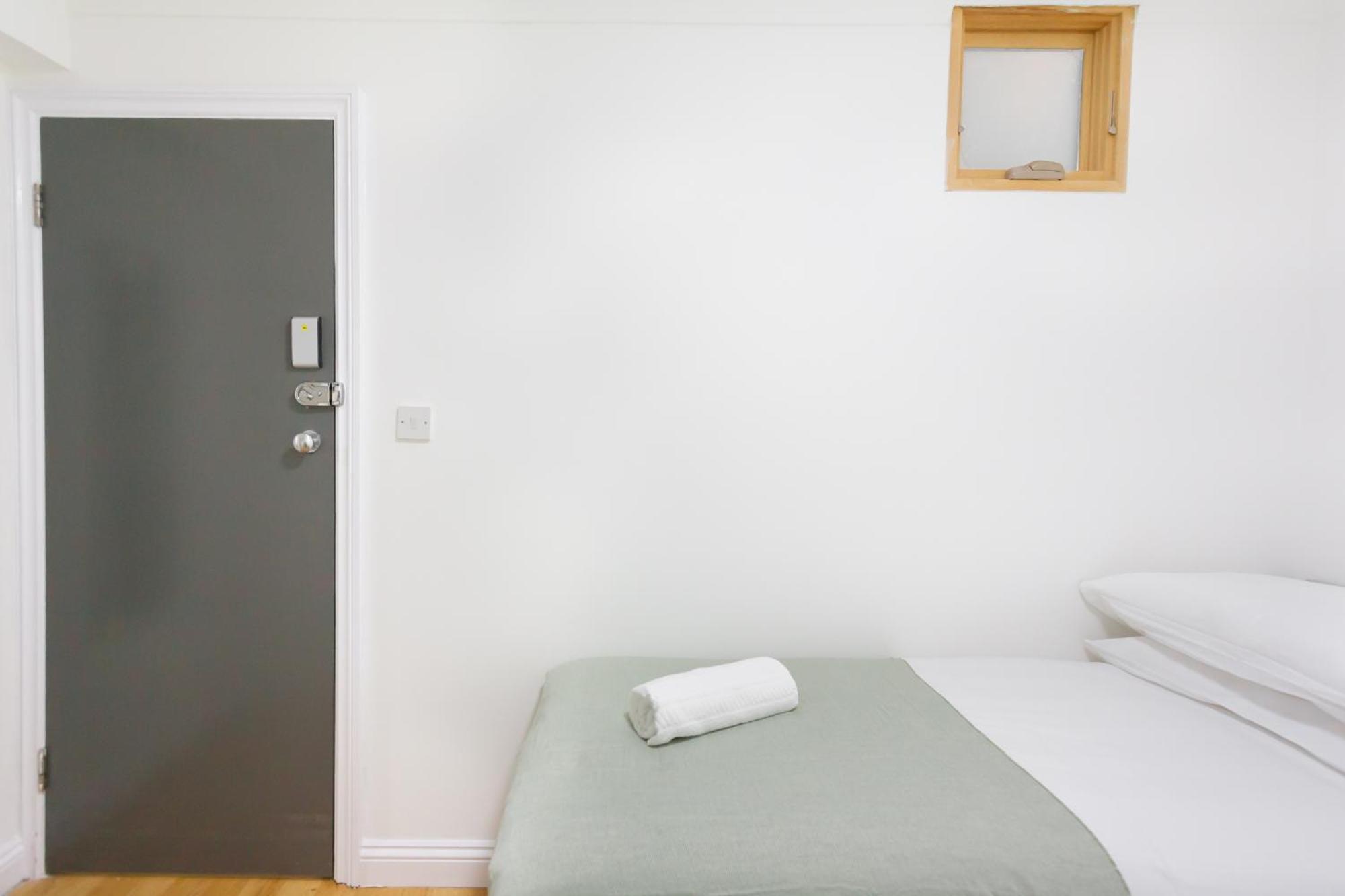 Studio9 - Next To Emirates Stadium - Budget With Shared Bathroom Pensión Londres